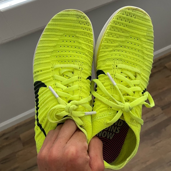 2 pair Nike size 7.5 women’s Free RN Flyknit - Picture 7 of 13